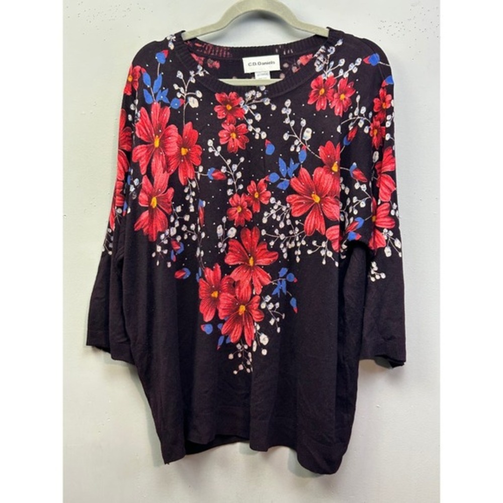 C.D. Daniels Sweater Womens 3X Purple Floral Rhinestone 3/4 Sleeve Pullover Knit